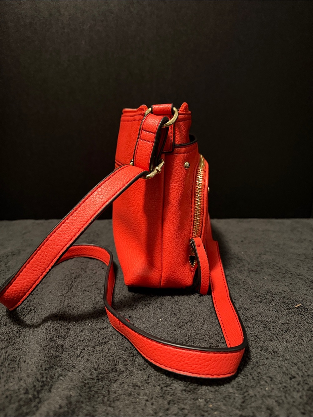 Nicole Miller Cameron small crossbody bag - Picture 3 of 9
